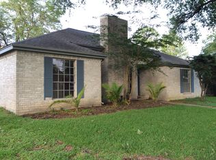 15311 Pleasant Valley Rd, Houston, TX 77062