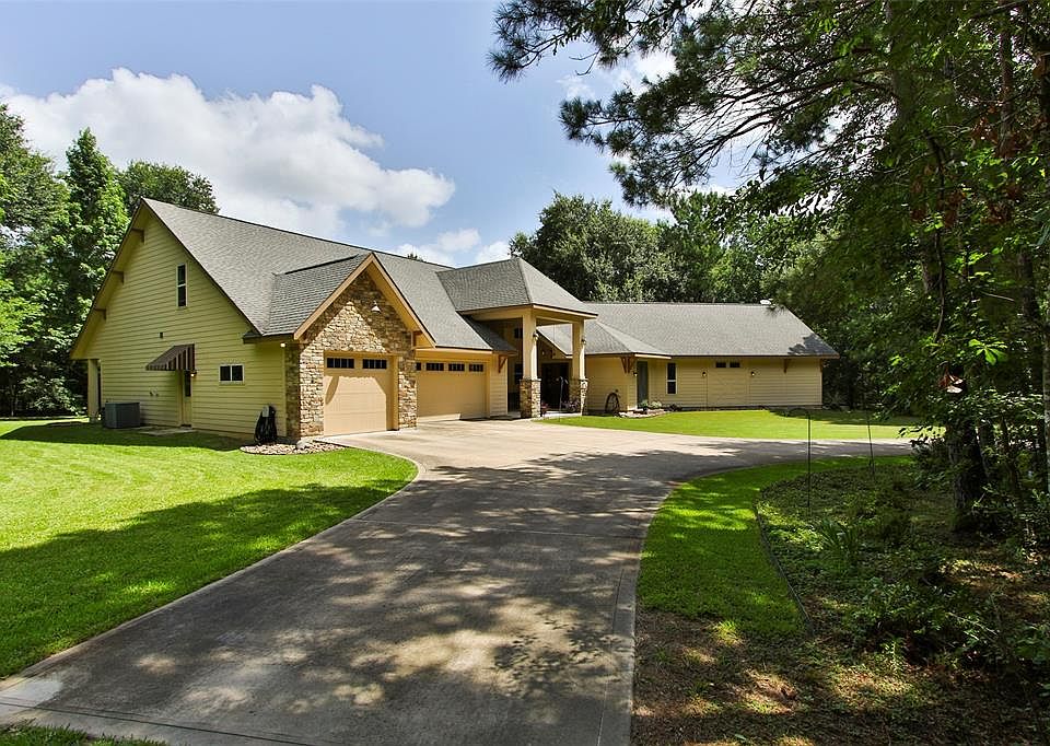 1st image of 8935 Dogwood Dr