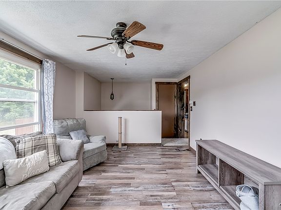 4th image of 3125 Canal St