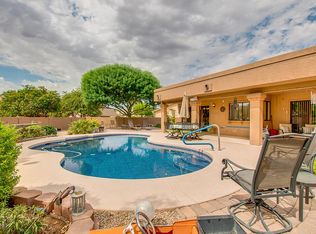 9861 W Escuda Dr, Peoria, AZ 85382