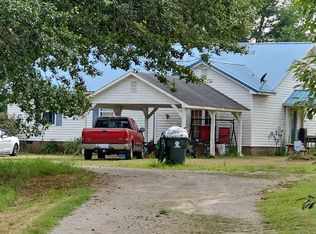 6179 State Highway 91 S, Walstonburg, NC 27888