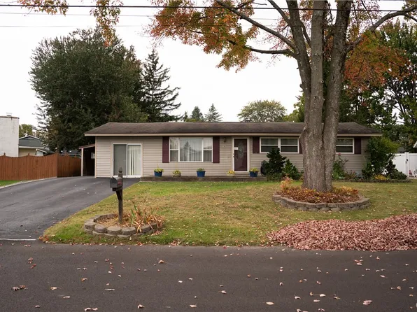 26 Lyndale Ct, East Syracuse, NY 13057