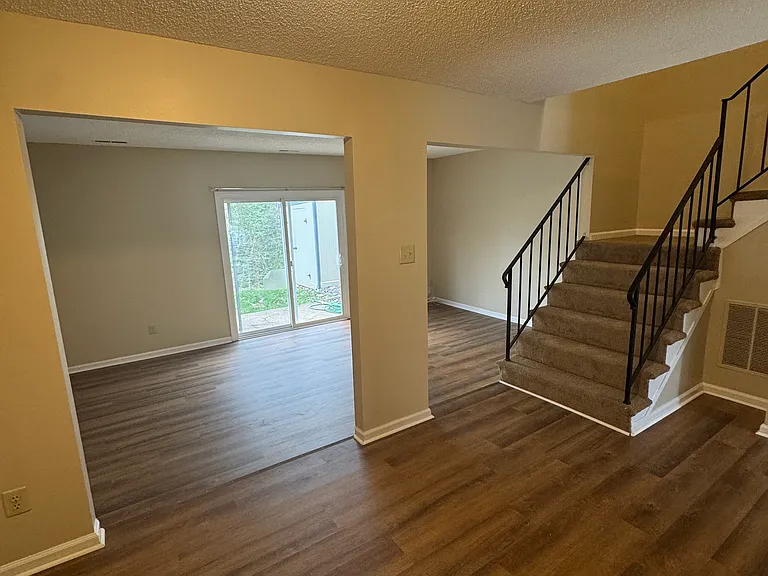 1510 Heritage Hill Dr — Photo 5
