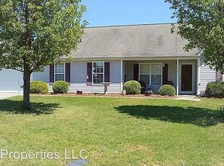4004 Gatwick Ct, Greensboro, NC 27406