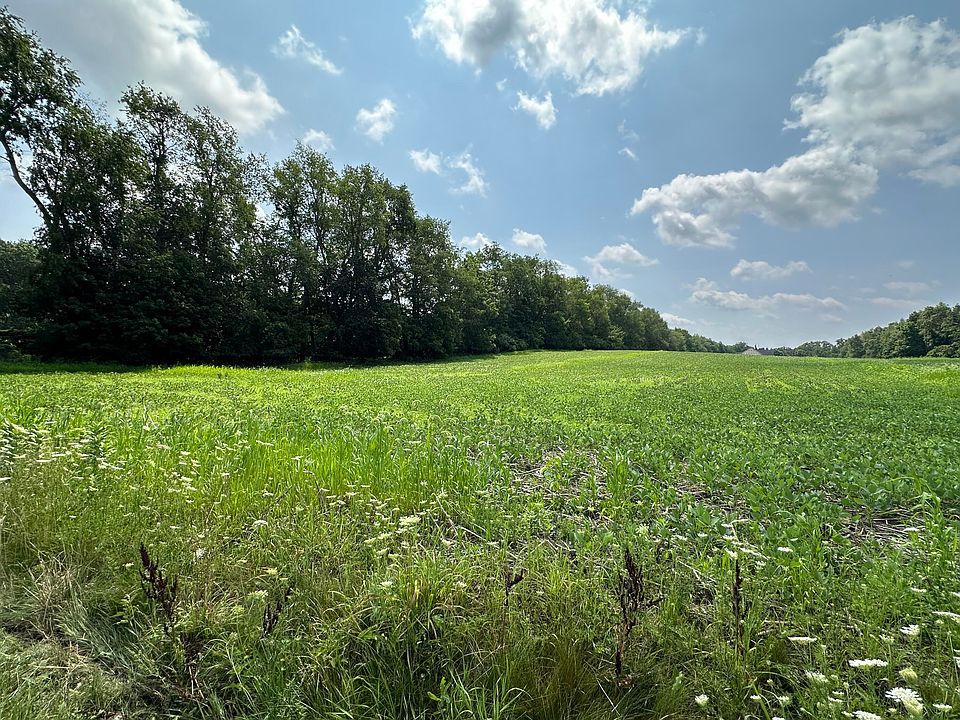 1st image of V/l Bertrand Lot 2