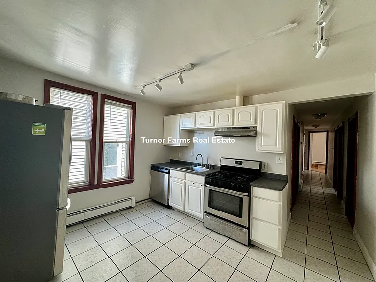 19 Monmouth St #2 — Photo 19