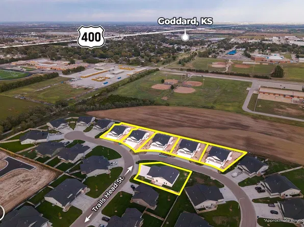 802 S Trails Head St #&-5, Goddard, KS 67052
