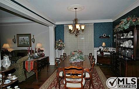 4th image of 1400 Sussex Dr