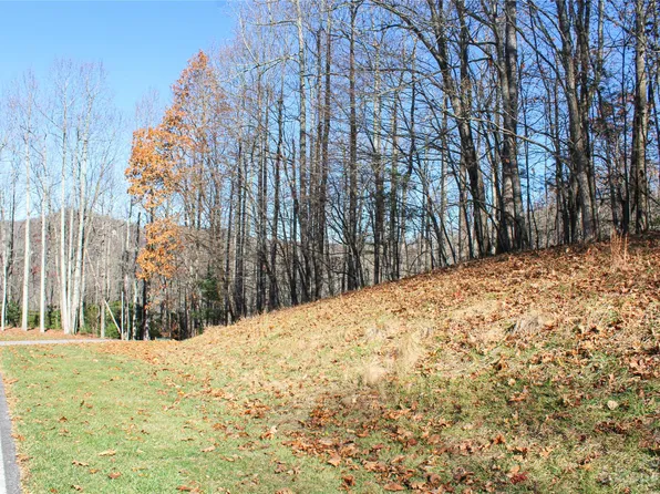 74 Poplar Forest Trce #107, Hendersonville, NC 28739