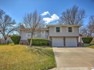 16029 Martha Cir, Omaha, NE 68130
