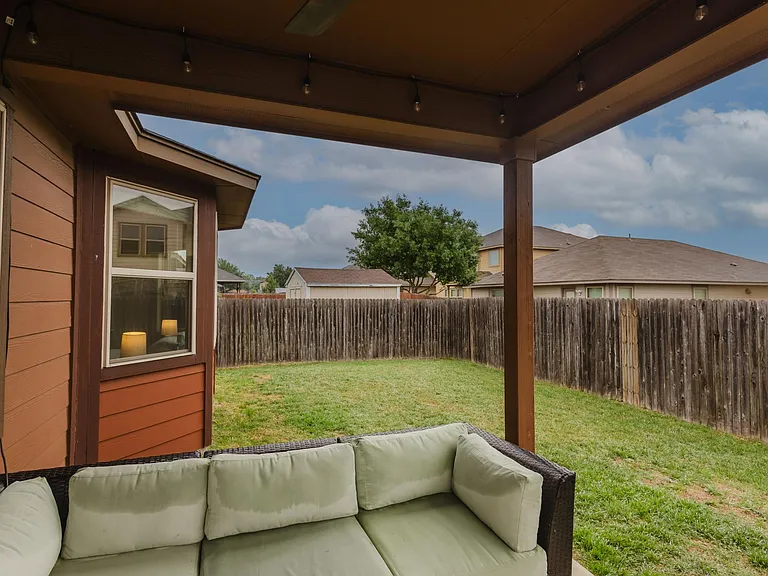 2526 Skybound — Photo 25
