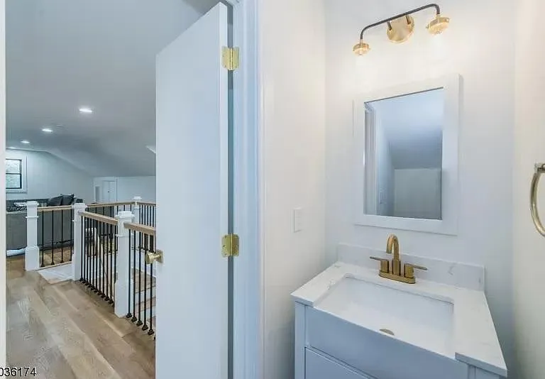 24 Lathrop Ave — Photo 17