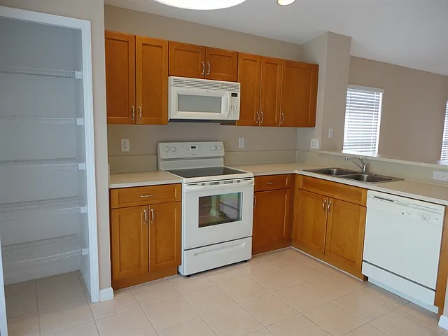 11505 Crestlake Village Dr — Photo 5