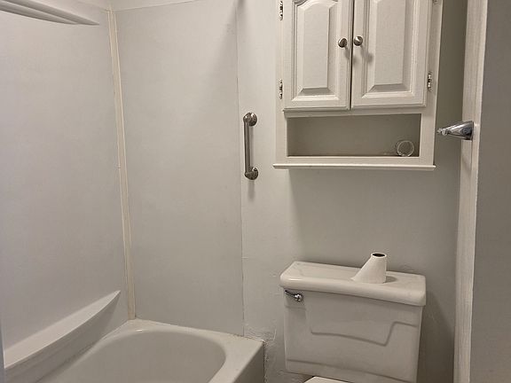 2nd image of 745 Simpson Ave