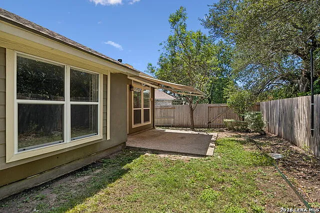 1303 Bluff Frst — Photo 33