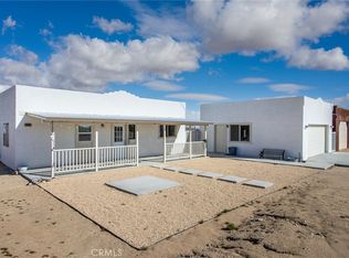 56632 Encantado Rd, Landers, CA 92285