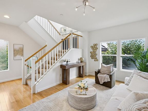 5th image of 1059 Yates Way