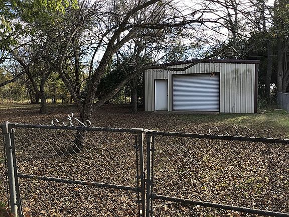 4th image of 6511 Venus Dr