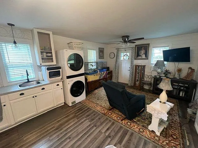 7153 Cedar Rd — Photo 8