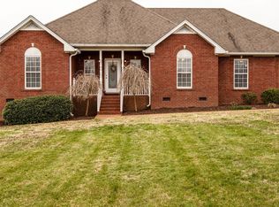 1078 Nichols Cir E, Gallatin, TN 37066