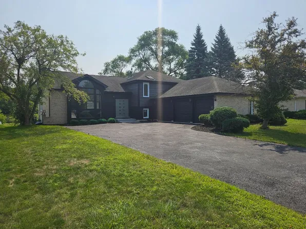 229 Cove Dr, Flossmoor, IL 60422