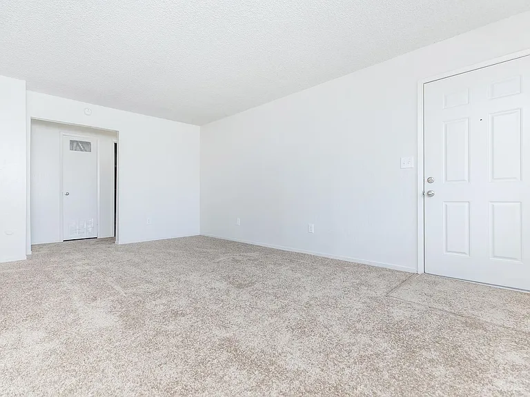 Welcome to Cameron Park Apartments || Your Fresno Oasis Awaits — Photo 23