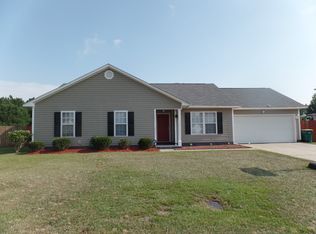 5307 Ahoskie Dr, Hope Mills, NC 28348