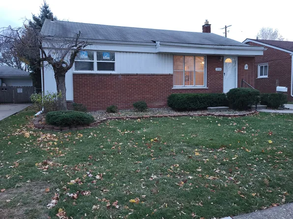 19700 Gaukler St, Saint Clair Shores, MI 48080