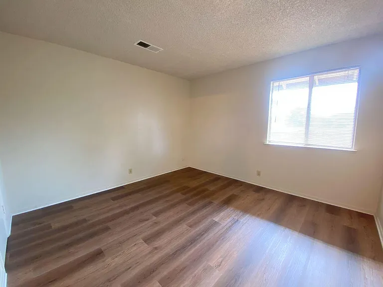 1840 U St #3 — Photo 9