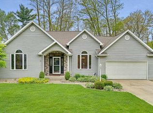 53141 Holly Fern Ct, South Bend, IN 46637