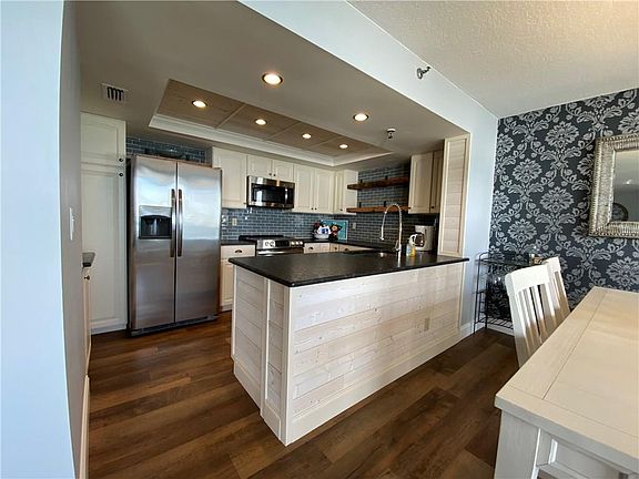 3rd image of 3100 N Highway A1a APT 1004