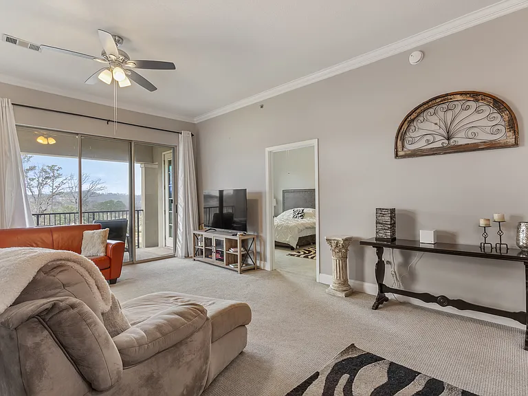 565 Rarity Bay Pkwy #302 — Photo 4