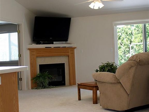 4th image of 8007 Zayas Dr