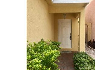 9441 NW 55th St, Sunrise, FL 33351