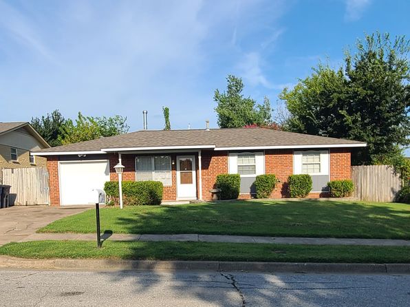 113 S 168th Ave E