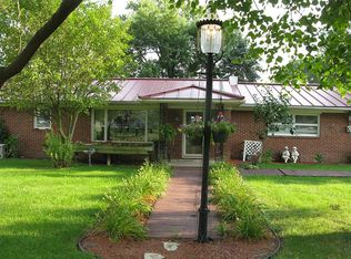 2448 E 39th St, Anderson, IN 46013
