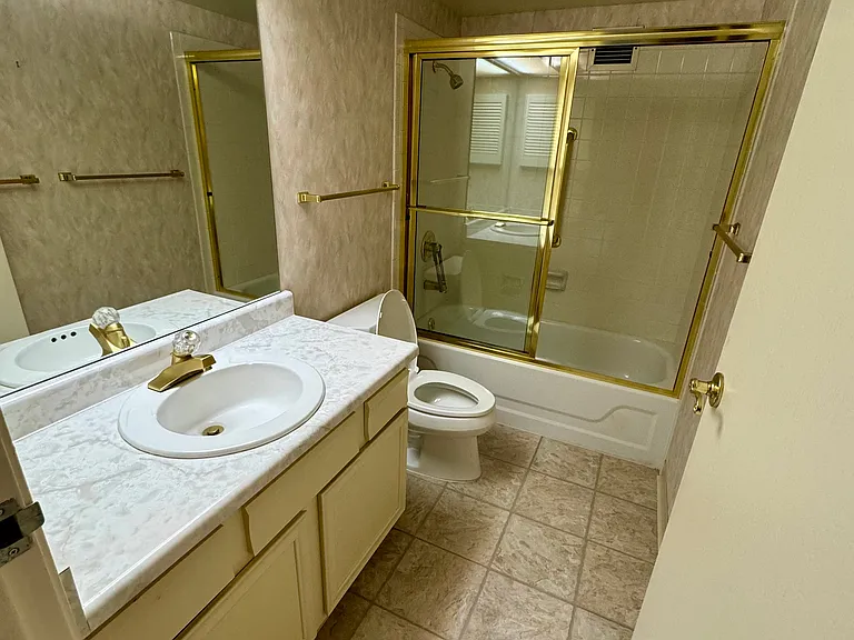 13691 E Marina Dr #610 — Photo 9