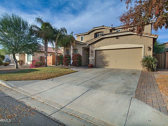 3rd image of 388 E Chelsea Dr