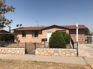 945 Lariat St, El Paso, TX 79915