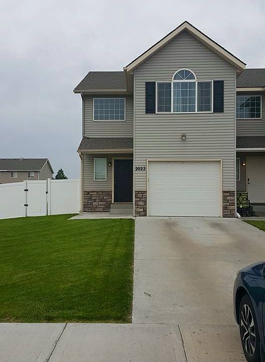 1st image of 2022 Dakota Ln