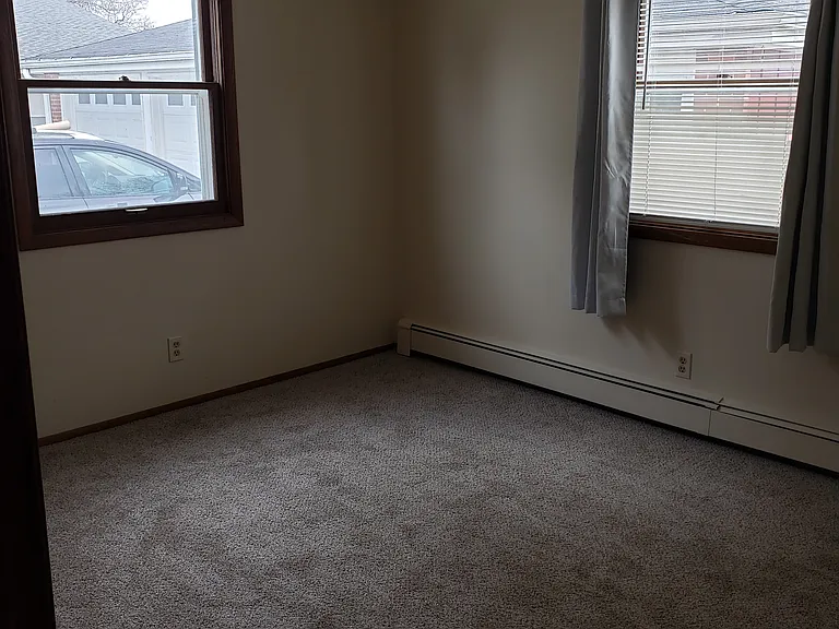330 Heather Ln #2 — Photo 7