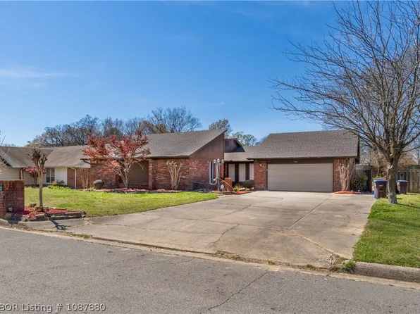 3104 S 104th St, Fort Smith, AR 72903