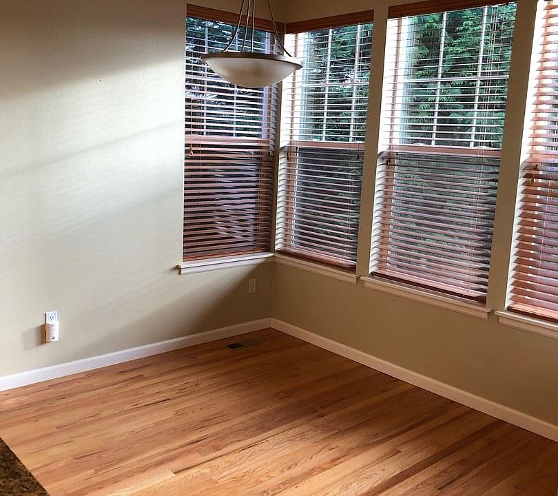 1st image of 13019 NE 97th St