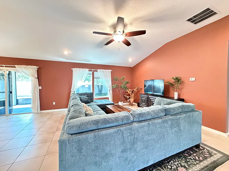 16226 Stanis Ct — Photo 7