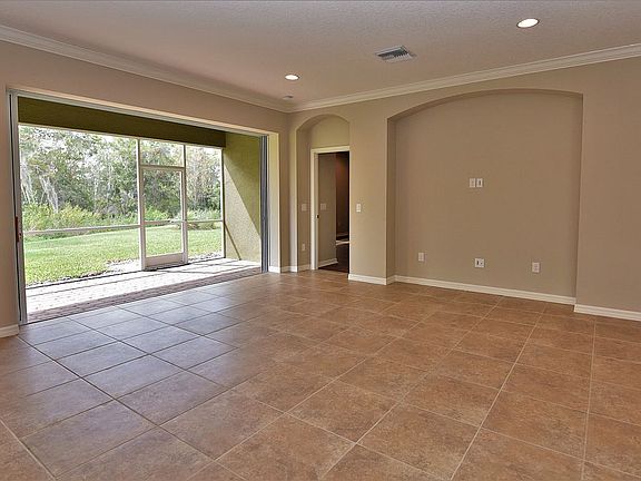 3rd image of 5737 Liatris Cir
