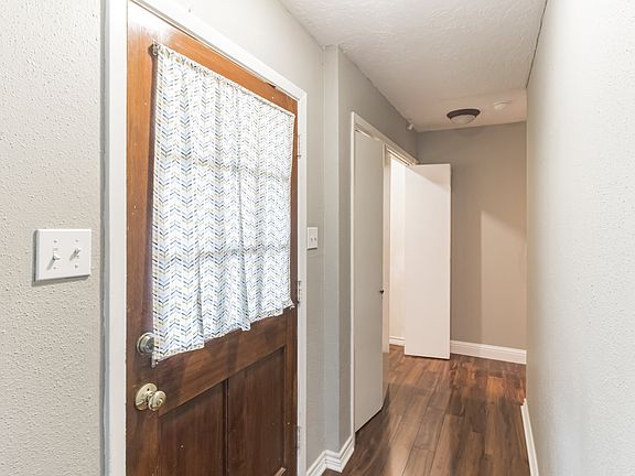 2nd image of 713 Southwynd St
