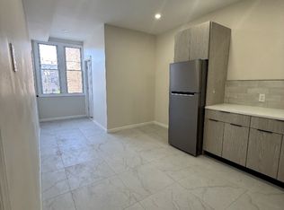 349 Walnut St #2R, Newark, NJ 07105