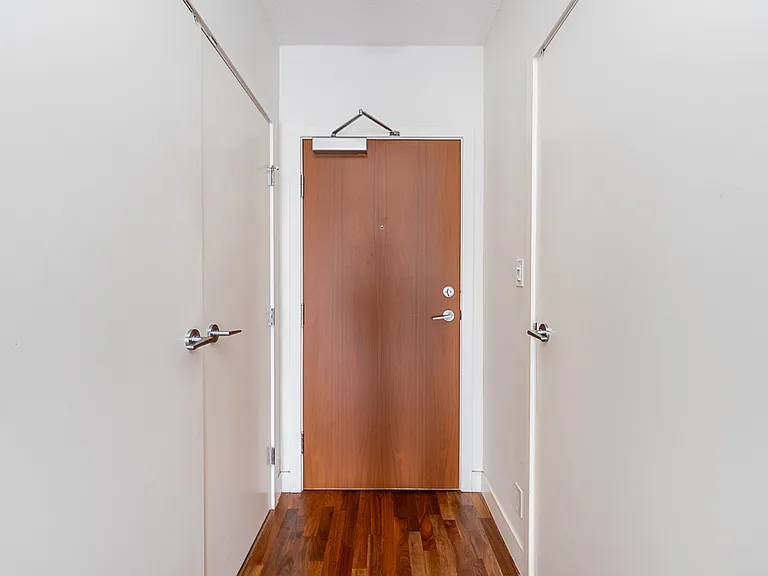 250 E 6th Ave #706 — Photo 5