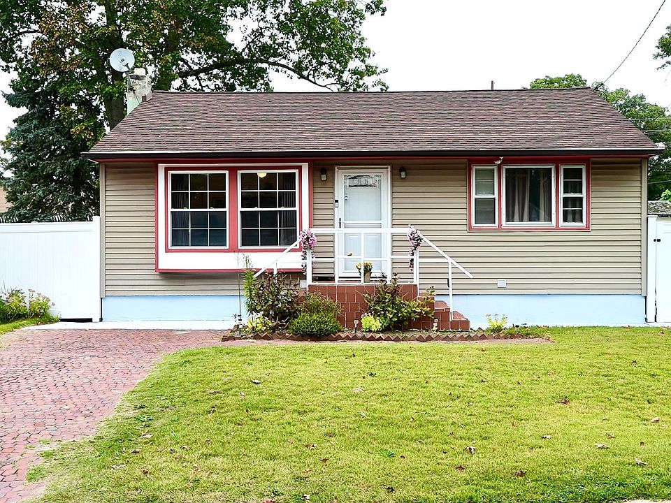 1st image of 87 Oak Ave