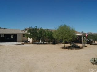 2224 Yellow Knife Rd, Yucca Valley, CA 92284